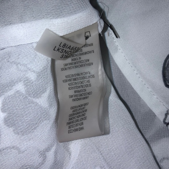 Karl Lagerfeld sleeveless floral ruffle mock neck top Sz M lace trim - Picture 7 of 7